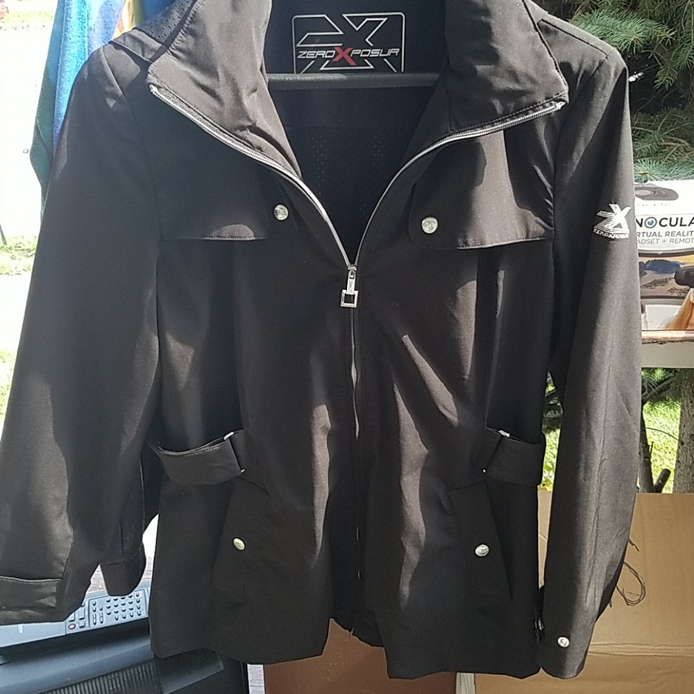 Lightweight Sporty Jacket